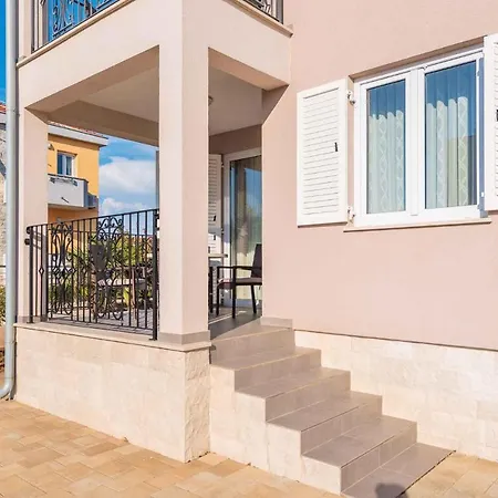 Apartment In Privlaka - Zadar Riviera 41333