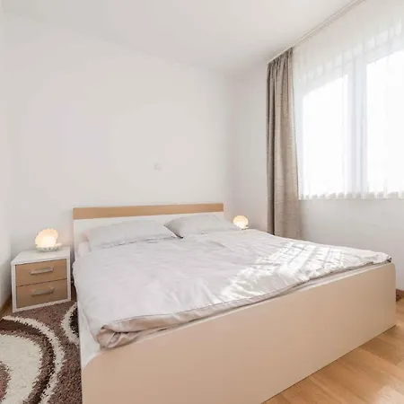 Apartment In Privlaka - Zadar Riviera 41333